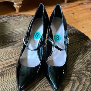 Vince Camuto Black Patent Leather 4”Heels